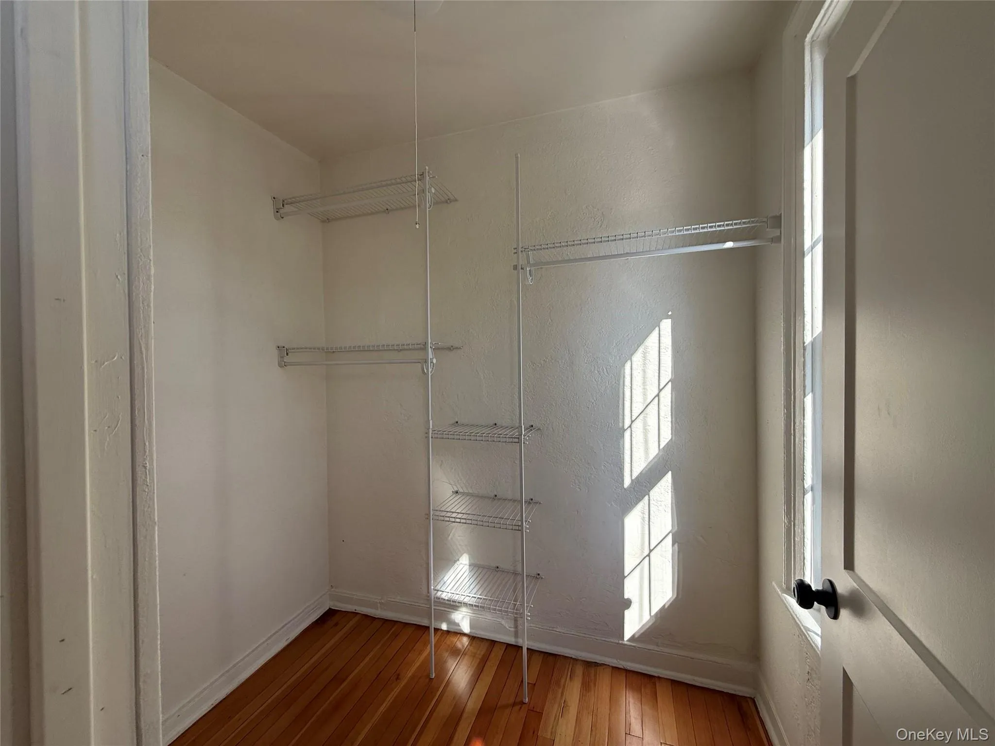 40 Clover Street, Poughkeepsie, NY, 3 Bedrooms Bedrooms, 5 Rooms Rooms,1 BathroomBathrooms,Residential Lease,For Rent,Clover,0,960135 40 Clover Street, Poughkeepsie, NY, 3 Bedrooms Bedrooms, 5 Rooms Rooms,1 BathroomBathrooms,Residential Lease,For Rent,Clover,0,960135