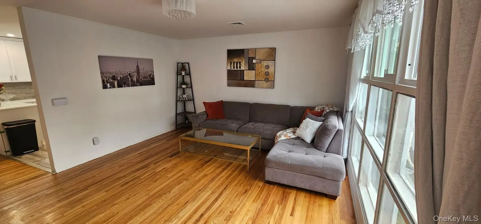 1 Blackford Avenue, Yonkers, NY, 3 Bedrooms Bedrooms, 7 Rooms Rooms,2 BathroomsBathrooms,Residential Lease,For Rent,Blackford,0,960141 1 Blackford Avenue, Yonkers, NY, 3 Bedrooms Bedrooms, 7 Rooms Rooms,2 BathroomsBathrooms,Residential Lease,For Rent,Blackford,0,960141