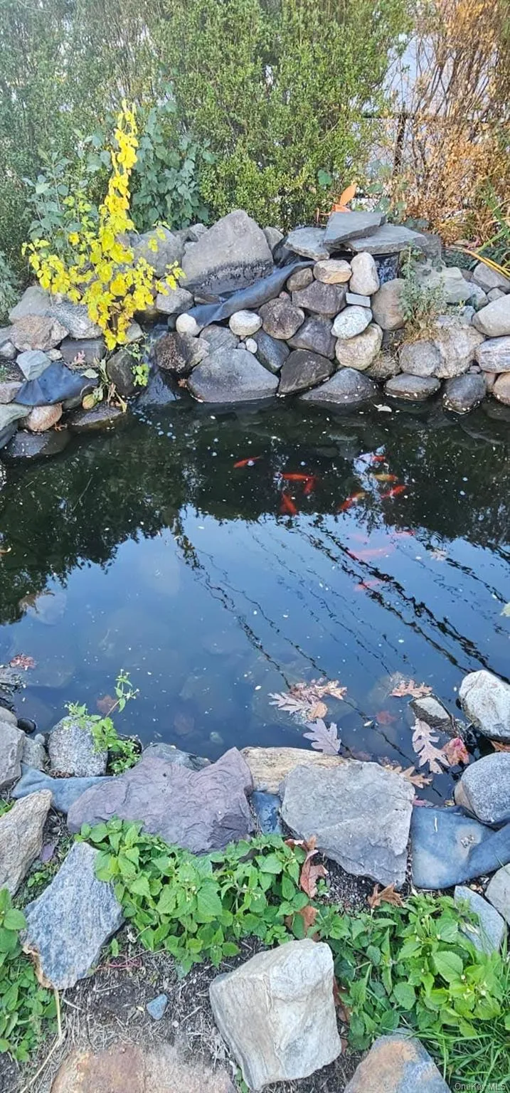 1 Blackford Avenue, Yonkers, NY, 3 Bedrooms Bedrooms, 7 Rooms Rooms,2 BathroomsBathrooms,Residential Lease,For Rent,Blackford,0,960141 1 Blackford Avenue, Yonkers, NY, 3 Bedrooms Bedrooms, 7 Rooms Rooms,2 BathroomsBathrooms,Residential Lease,For Rent,Blackford,0,960141