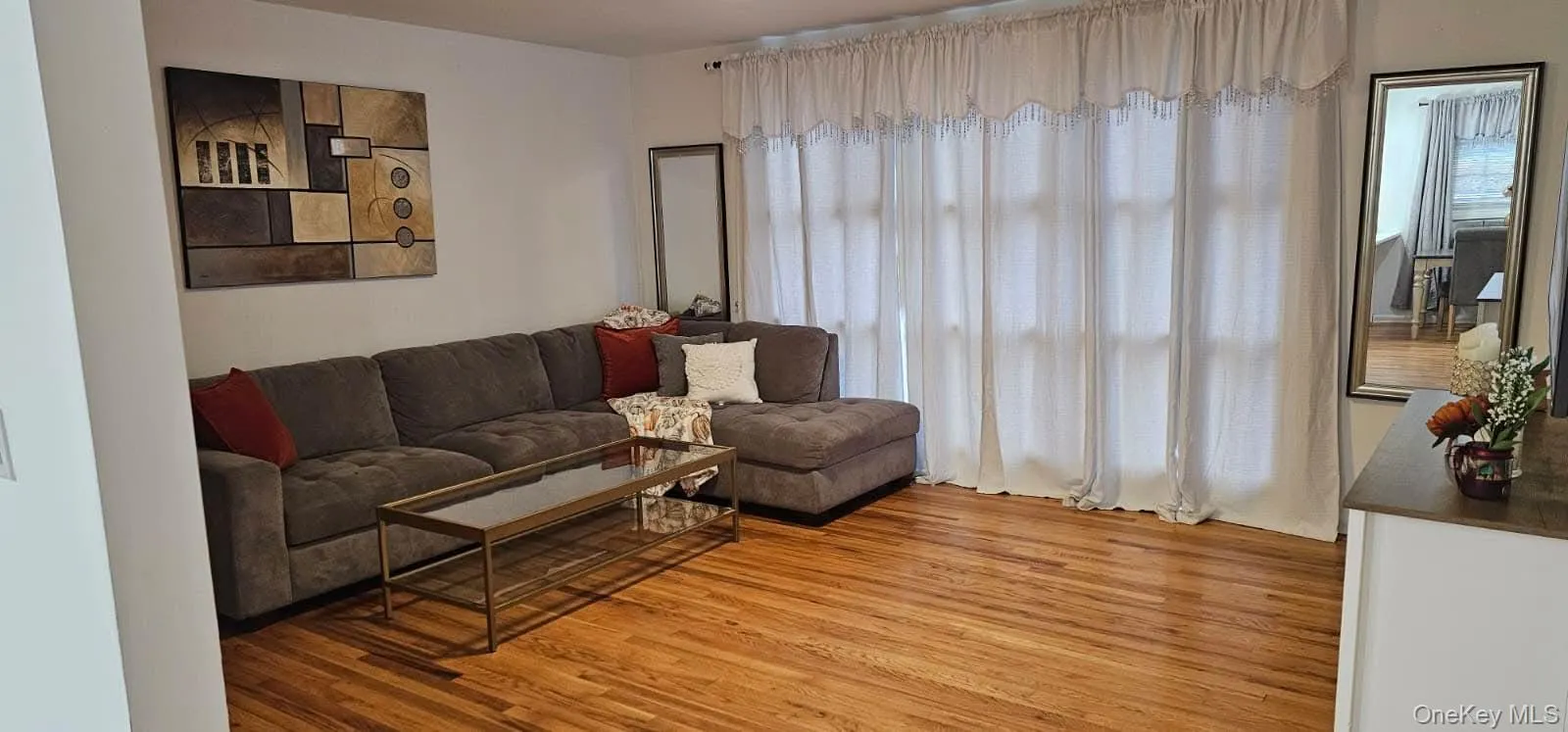 1 Blackford Avenue, Yonkers, NY, 3 Bedrooms Bedrooms, 7 Rooms Rooms,2 BathroomsBathrooms,Residential Lease,For Rent,Blackford,0,960141 1 Blackford Avenue, Yonkers, NY, 3 Bedrooms Bedrooms, 7 Rooms Rooms,2 BathroomsBathrooms,Residential Lease,For Rent,Blackford,0,960141