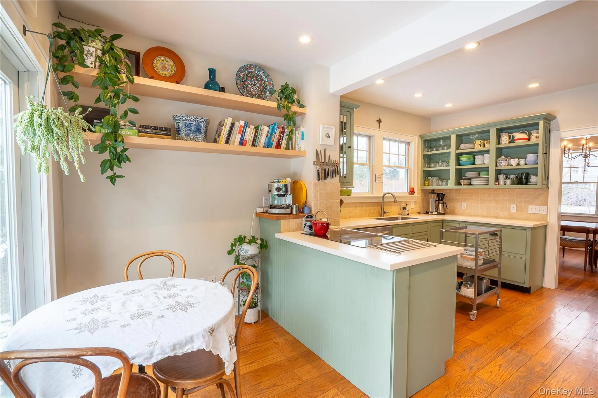 460 Bay Avenue, Southold, NY, 3 Bedrooms Bedrooms, 6 Rooms Rooms,1 BathroomBathrooms,Residential Lease,For Rent,Bay,0,960150 460 Bay Avenue, Southold, NY, 3 Bedrooms Bedrooms, 6 Rooms Rooms,1 BathroomBathrooms,Residential Lease,For Rent,Bay,0,960150