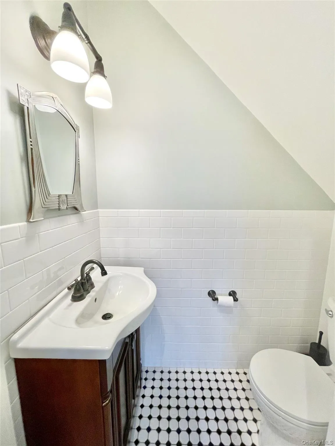 460 Bay Avenue, Southold, NY, 3 Bedrooms Bedrooms, 6 Rooms Rooms,1 BathroomBathrooms,Residential Lease,For Rent,Bay,0,960150 460 Bay Avenue, Southold, NY, 3 Bedrooms Bedrooms, 6 Rooms Rooms,1 BathroomBathrooms,Residential Lease,For Rent,Bay,0,960150