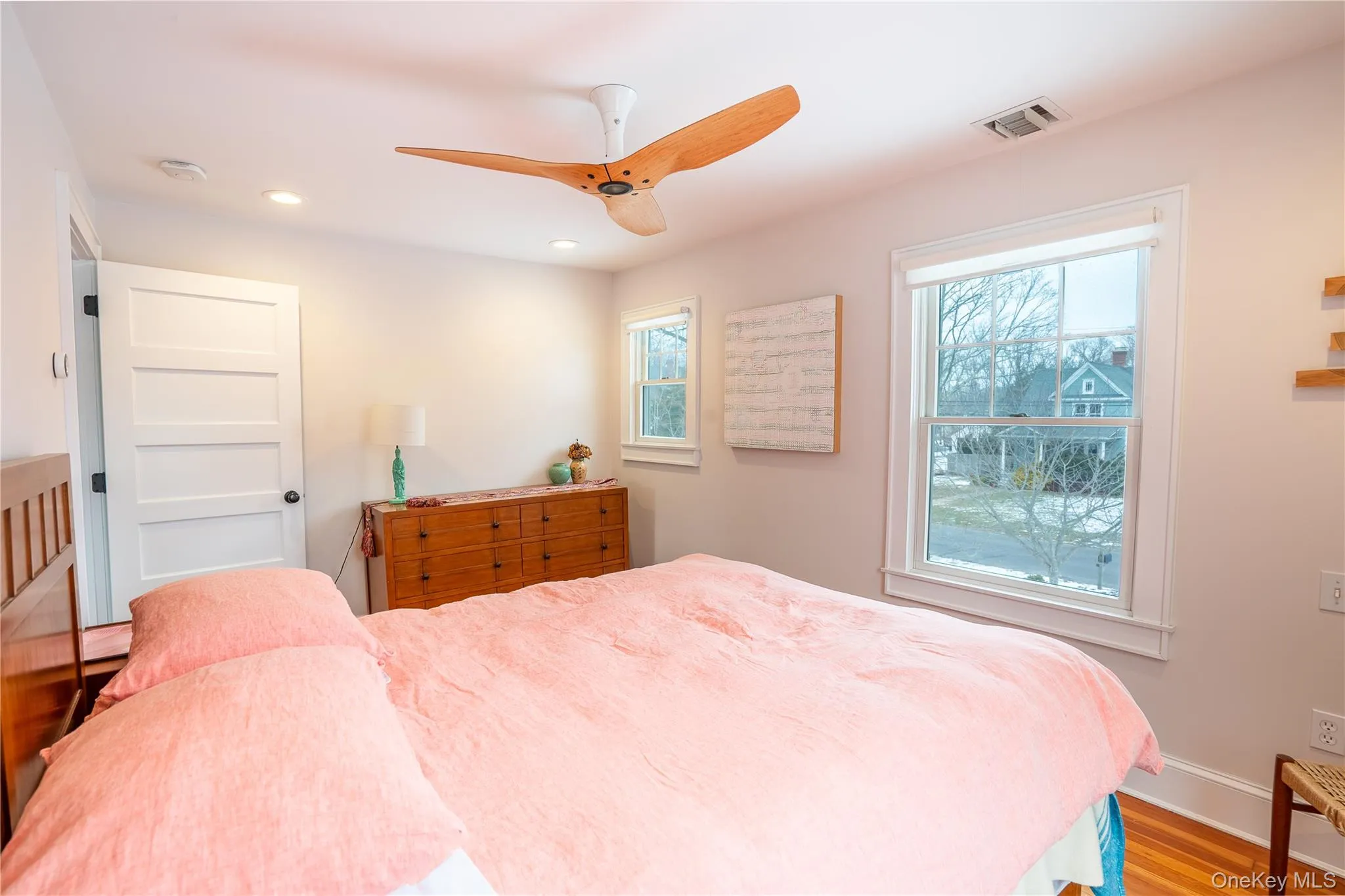 460 Bay Avenue, Southold, NY, 3 Bedrooms Bedrooms, 6 Rooms Rooms,1 BathroomBathrooms,Residential Lease,For Rent,Bay,0,960150 460 Bay Avenue, Southold, NY, 3 Bedrooms Bedrooms, 6 Rooms Rooms,1 BathroomBathrooms,Residential Lease,For Rent,Bay,0,960150