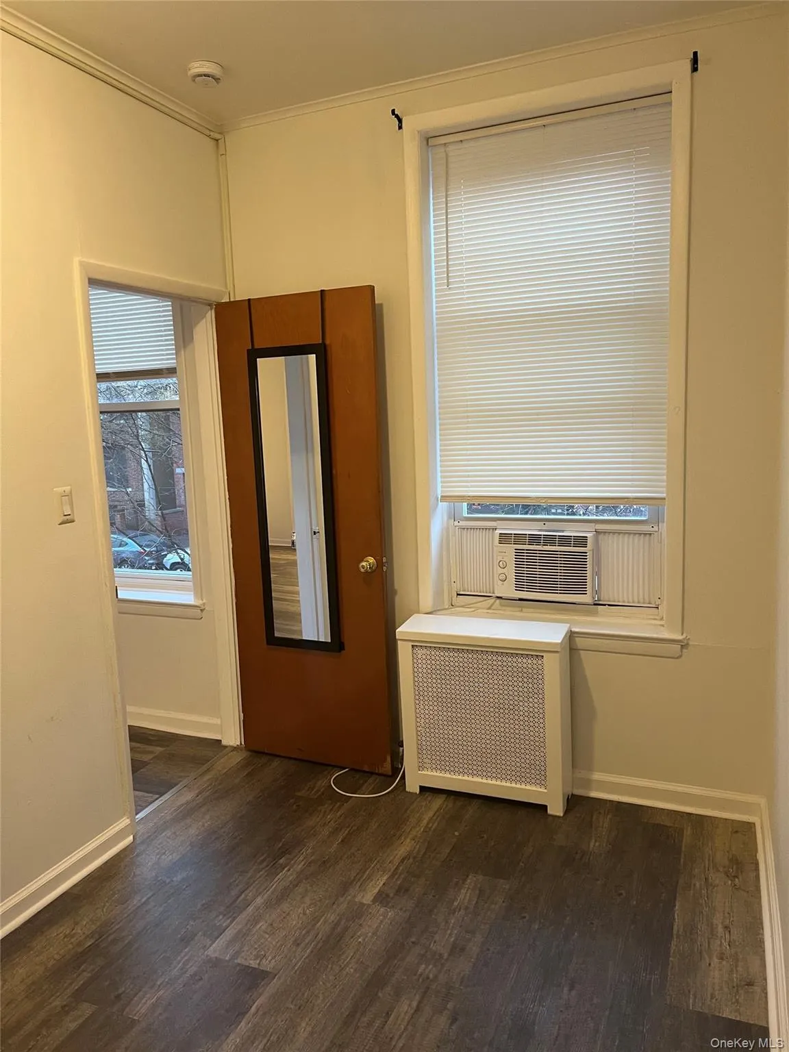 3603 28th Avenue, New York, NY, 1 Bedroom Bedrooms, 3 Rooms Rooms,1 BathroomBathrooms,Residential Lease,For Rent,28th,0,960195 3603 28th Avenue, New York, NY, 1 Bedroom Bedrooms, 3 Rooms Rooms,1 BathroomBathrooms,Residential Lease,For Rent,28th,0,960195