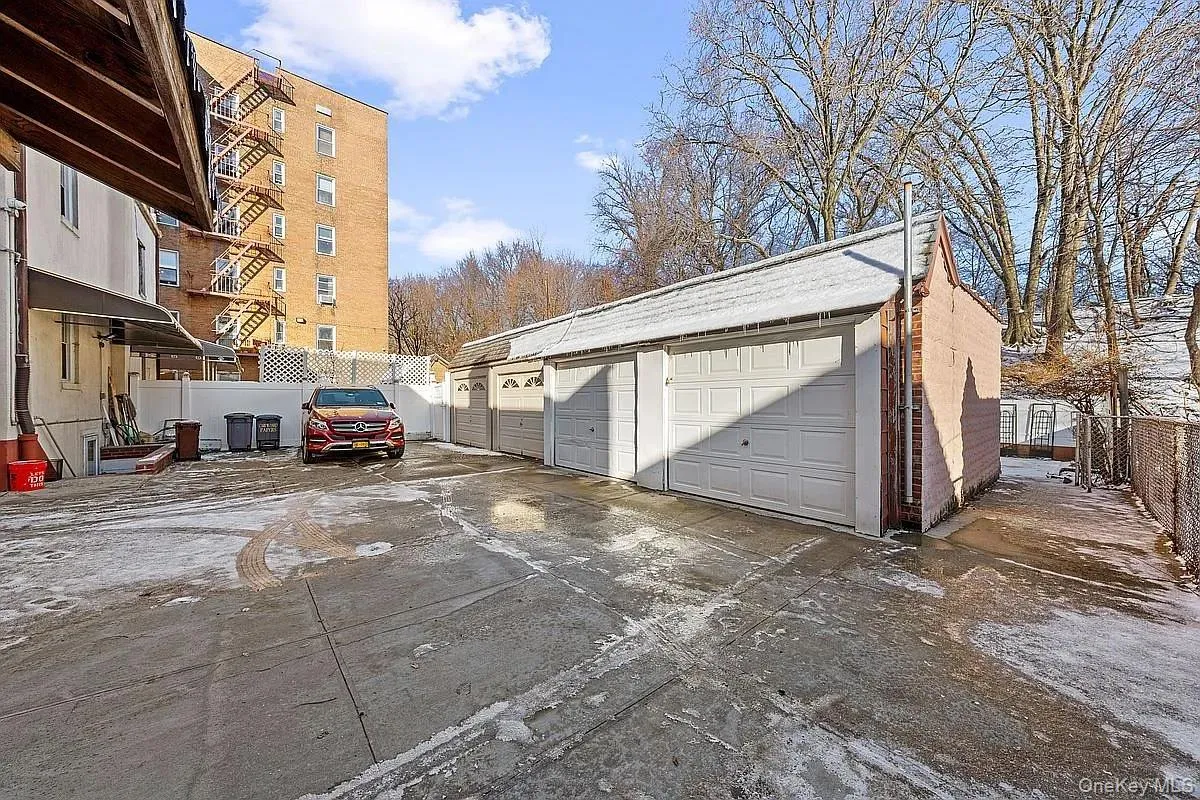 6811 Alderton Street, New York, NY, 2 Bedrooms Bedrooms, 5 Rooms Rooms,1 BathroomBathrooms,Residential Lease,For Rent,Alderton Street,0,960240 6811 Alderton Street, New York, NY, 2 Bedrooms Bedrooms, 5 Rooms Rooms,1 BathroomBathrooms,Residential Lease,For Rent,Alderton Street,0,960240