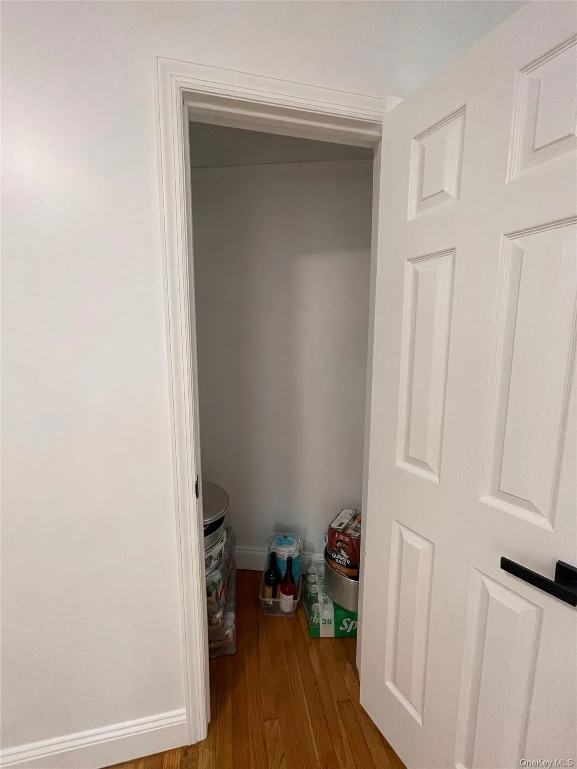 6811 Alderton Street, New York, NY, 2 Bedrooms Bedrooms, 5 Rooms Rooms,1 BathroomBathrooms,Residential Lease,For Rent,Alderton Street,0,960240 6811 Alderton Street, New York, NY, 2 Bedrooms Bedrooms, 5 Rooms Rooms,1 BathroomBathrooms,Residential Lease,For Rent,Alderton Street,0,960240