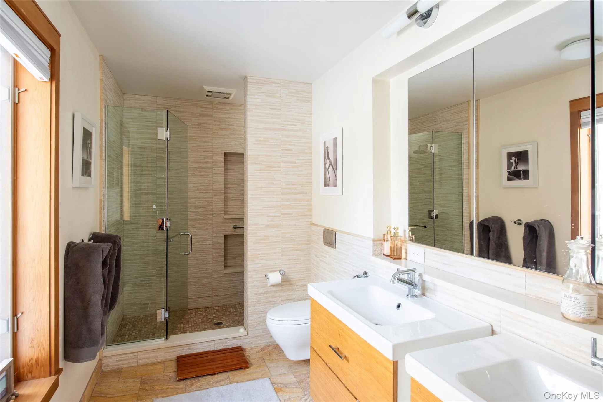 195 Vlei Road, Rhinebeck, NY, 4 Bedrooms Bedrooms, 9 Rooms Rooms,4 BathroomsBathrooms,Residential Lease,For Rent,Vlei,0,960257 195 Vlei Road, Rhinebeck, NY, 4 Bedrooms Bedrooms, 9 Rooms Rooms,4 BathroomsBathrooms,Residential Lease,For Rent,Vlei,0,960257