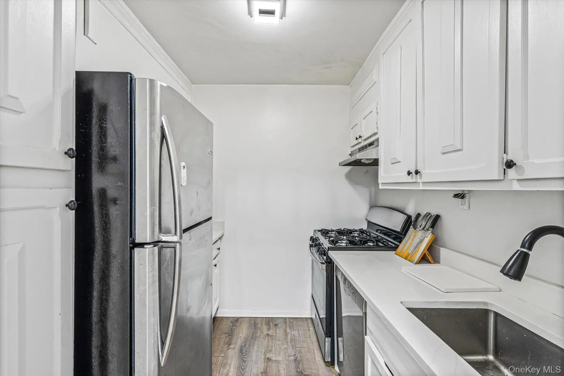 600 Shore Road, Long Beach, NY, 1 Bedroom Bedrooms, 4 Rooms Rooms,1 BathroomBathrooms,Residential,For Rent,Shore,0,KEY960266 600 Shore Road, Long Beach, NY, 1 Bedroom Bedrooms, 4 Rooms Rooms,1 BathroomBathrooms,Residential,For Rent,Shore,0,KEY960266
