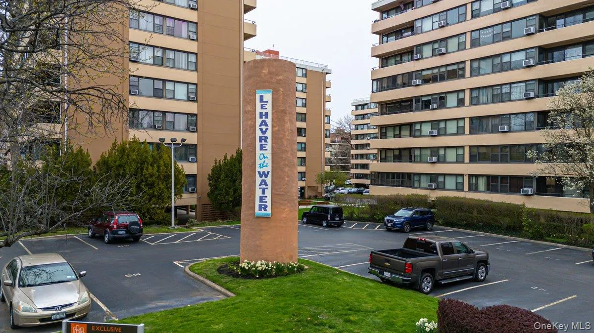 7-15 162nd Street, New York, NY, 1 Bedroom Bedrooms, 4 Rooms Rooms,1 BathroomBathrooms,Residential,For Rent,162nd,0,960289 7-15 162nd Street, New York, NY, 1 Bedroom Bedrooms, 4 Rooms Rooms,1 BathroomBathrooms,Residential,For Rent,162nd,0,960289