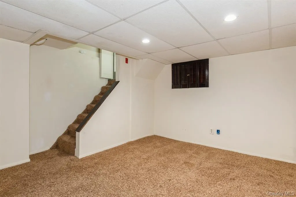 Basement with Walk Down Stairs Basement with Walk Down Stairs