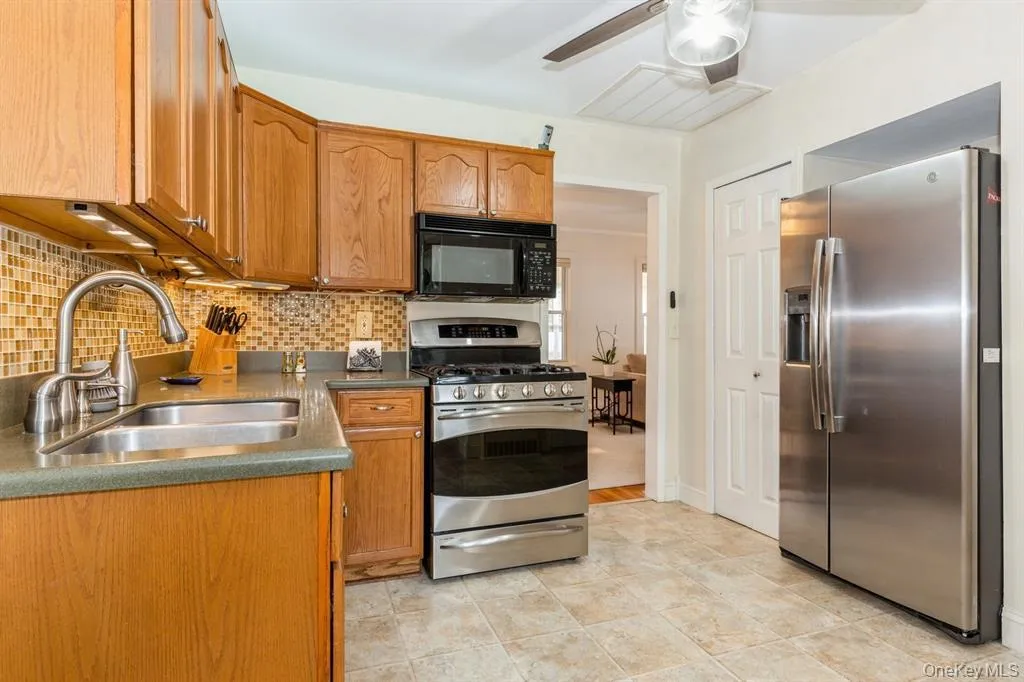 Kitchen with stainless steel appliances Kitchen with stainless steel appliances