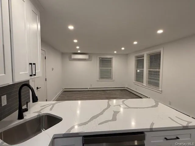 19 Bellport Lane, Brookhaven, NY, 2 Bedrooms Bedrooms, 3 Rooms Rooms,1 BathroomBathrooms,Residential Lease,For Rent,Bellport,0,960345 19 Bellport Lane, Brookhaven, NY, 2 Bedrooms Bedrooms, 3 Rooms Rooms,1 BathroomBathrooms,Residential Lease,For Rent,Bellport,0,960345