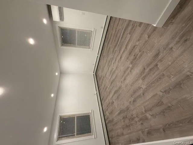 19 Bellport Lane, Brookhaven, NY, 2 Bedrooms Bedrooms, 3 Rooms Rooms,1 BathroomBathrooms,Residential Lease,For Rent,Bellport,0,960345 19 Bellport Lane, Brookhaven, NY, 2 Bedrooms Bedrooms, 3 Rooms Rooms,1 BathroomBathrooms,Residential Lease,For Rent,Bellport,0,960345