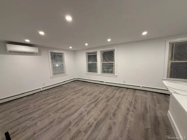 19 Bellport Lane, Brookhaven, NY, 2 Bedrooms Bedrooms, 3 Rooms Rooms,1 BathroomBathrooms,Residential Lease,For Rent,Bellport,0,960345 19 Bellport Lane, Brookhaven, NY, 2 Bedrooms Bedrooms, 3 Rooms Rooms,1 BathroomBathrooms,Residential Lease,For Rent,Bellport,0,960345