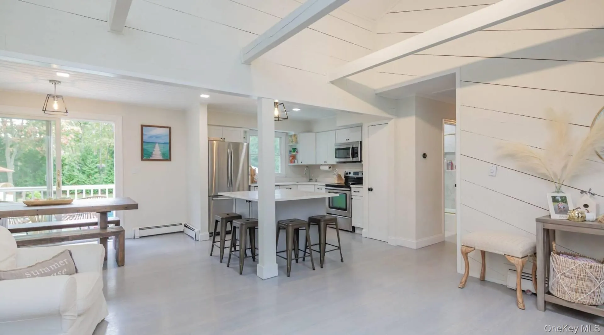 45 Sherwood Road, Southampton, New York 11946
