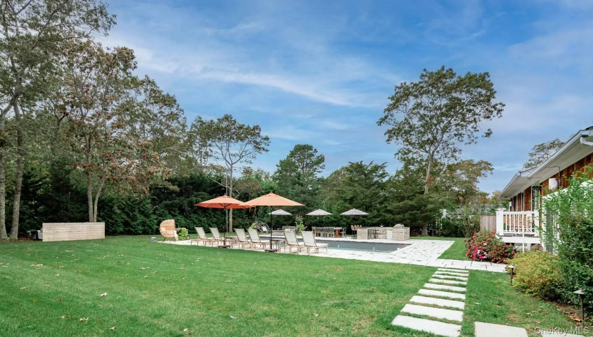 45 Sherwood Road, Southampton, New York 11946