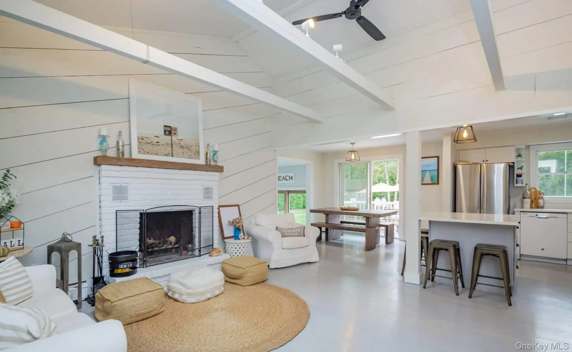 45 Sherwood Road, Southampton, New York 11946
