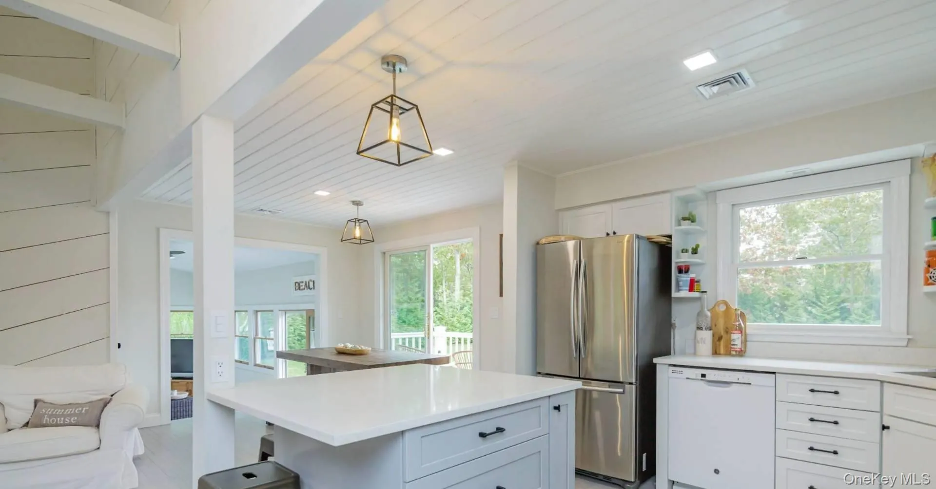 45 Sherwood Road, Southampton, New York 11946