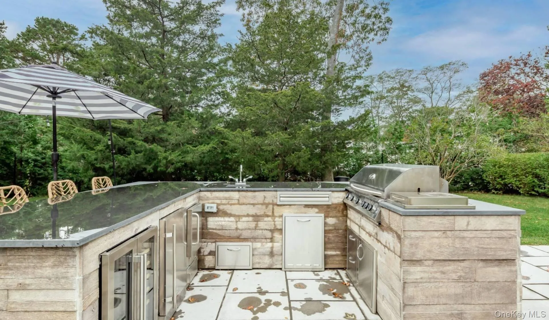 45 Sherwood Road, Southampton, New York 11946