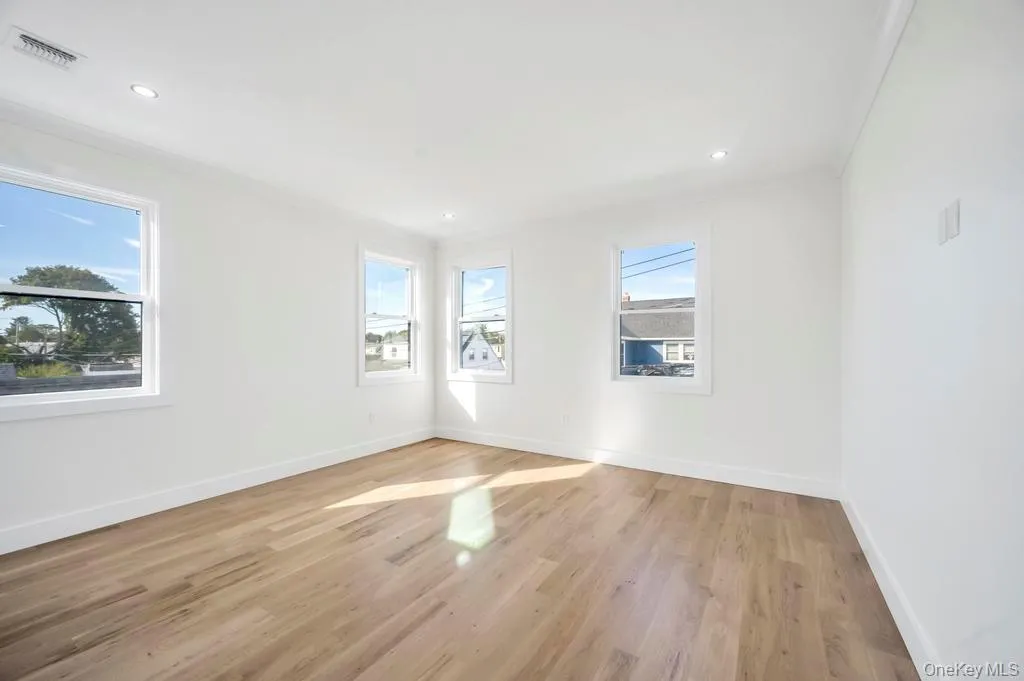 43 Cabot Lane, Oyster Bay, NY, 5 Bedrooms Bedrooms, 10 Rooms Rooms,6 BathroomsBathrooms,Residential,For Rent,Cabot,0,960389 43 Cabot Lane, Oyster Bay, NY, 5 Bedrooms Bedrooms, 10 Rooms Rooms,6 BathroomsBathrooms,Residential,For Rent,Cabot,0,960389