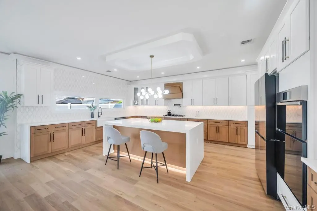 43 Cabot Lane, Oyster Bay, NY, 5 Bedrooms Bedrooms, 10 Rooms Rooms,6 BathroomsBathrooms,Residential,For Rent,Cabot,0,960389 43 Cabot Lane, Oyster Bay, NY, 5 Bedrooms Bedrooms, 10 Rooms Rooms,6 BathroomsBathrooms,Residential,For Rent,Cabot,0,960389