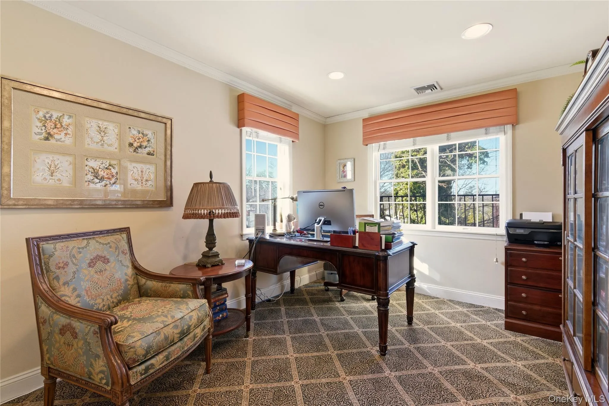 4 Peachtree Lane, North Hempstead, NY, 6 Bedrooms Bedrooms, 11 Rooms Rooms,4 BathroomsBathrooms,Residential,For Rent,Peachtree,0,960397 4 Peachtree Lane, North Hempstead, NY, 6 Bedrooms Bedrooms, 11 Rooms Rooms,4 BathroomsBathrooms,Residential,For Rent,Peachtree,0,960397