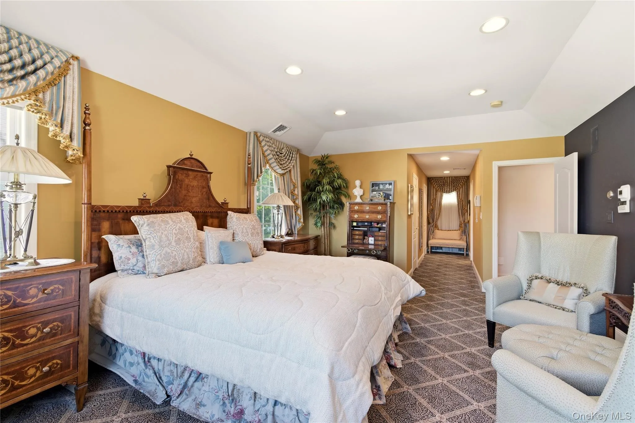 4 Peachtree Lane, North Hempstead, NY, 6 Bedrooms Bedrooms, 11 Rooms Rooms,4 BathroomsBathrooms,Residential,For Rent,Peachtree,0,960397 4 Peachtree Lane, North Hempstead, NY, 6 Bedrooms Bedrooms, 11 Rooms Rooms,4 BathroomsBathrooms,Residential,For Rent,Peachtree,0,960397