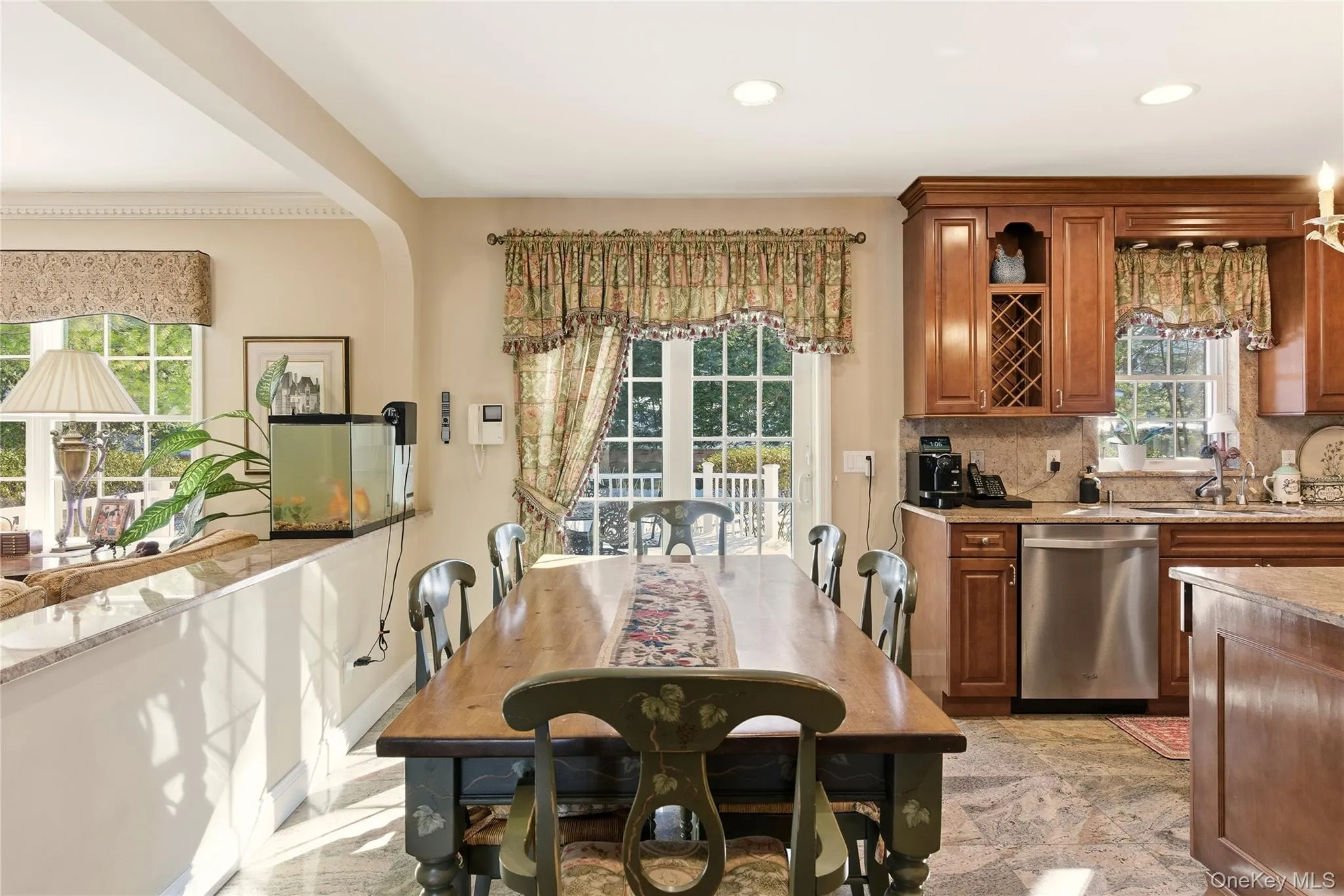 4 Peachtree Lane, North Hempstead, NY, 6 Bedrooms Bedrooms, 11 Rooms Rooms,4 BathroomsBathrooms,Residential,For Rent,Peachtree,0,960397 4 Peachtree Lane, North Hempstead, NY, 6 Bedrooms Bedrooms, 11 Rooms Rooms,4 BathroomsBathrooms,Residential,For Rent,Peachtree,0,960397