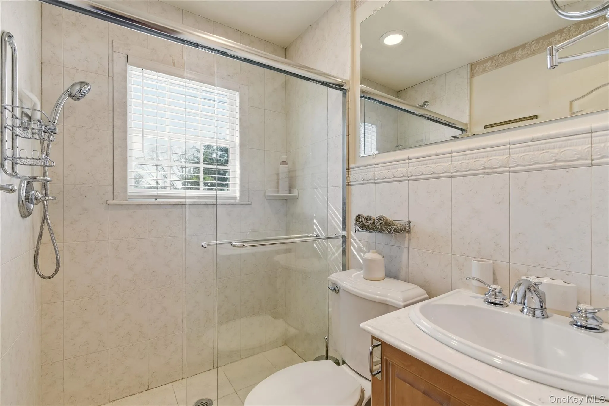 4 Peachtree Lane, North Hempstead, NY, 6 Bedrooms Bedrooms, 11 Rooms Rooms,4 BathroomsBathrooms,Residential,For Rent,Peachtree,0,960397 4 Peachtree Lane, North Hempstead, NY, 6 Bedrooms Bedrooms, 11 Rooms Rooms,4 BathroomsBathrooms,Residential,For Rent,Peachtree,0,960397
