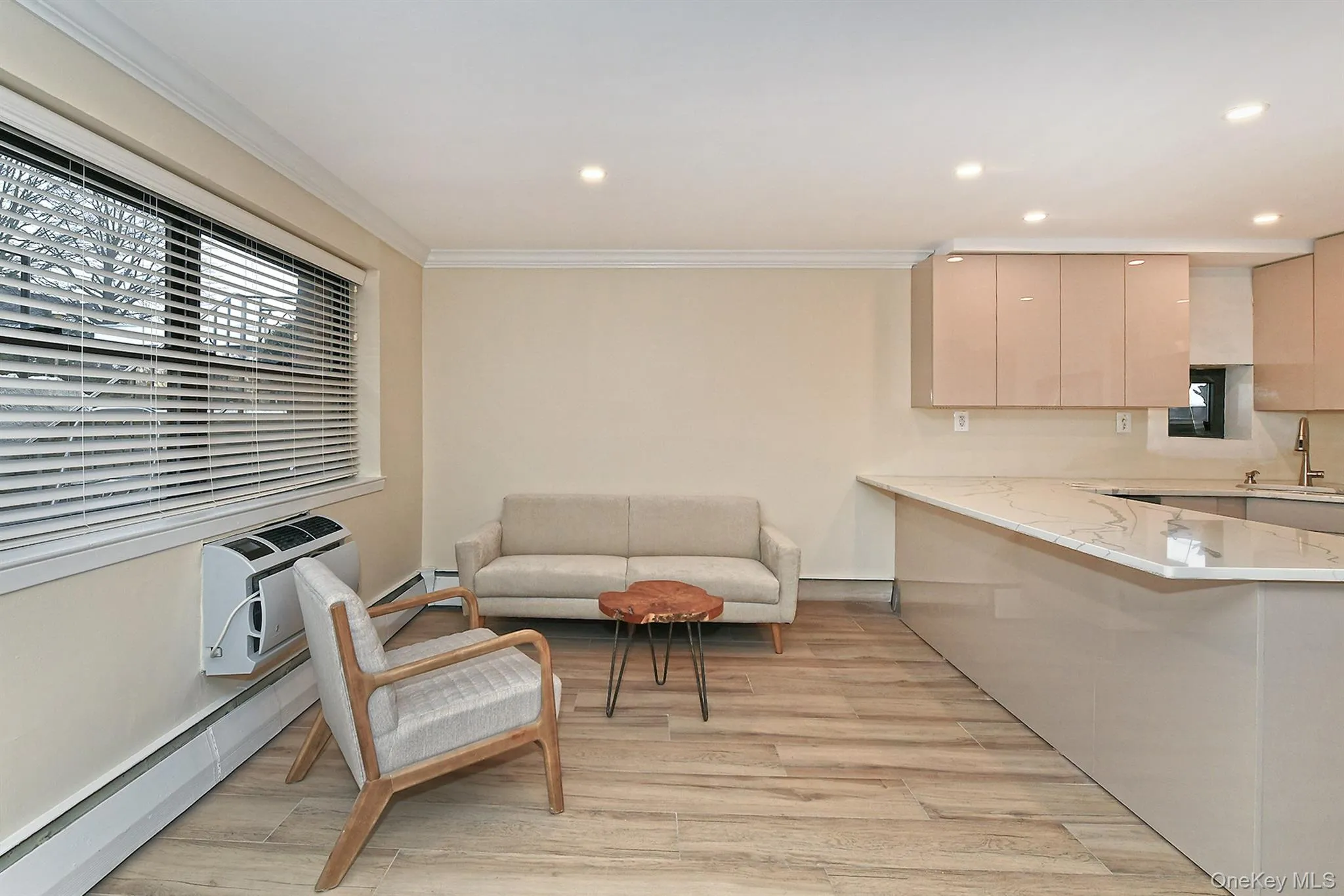 80 Lincoln Avenue, Hempstead, NY, 3 Rooms Rooms,1 BathroomBathrooms,Residential Lease,For Rent,Lincoln,0,960405 80 Lincoln Avenue, Hempstead, NY, 3 Rooms Rooms,1 BathroomBathrooms,Residential Lease,For Rent,Lincoln,0,960405