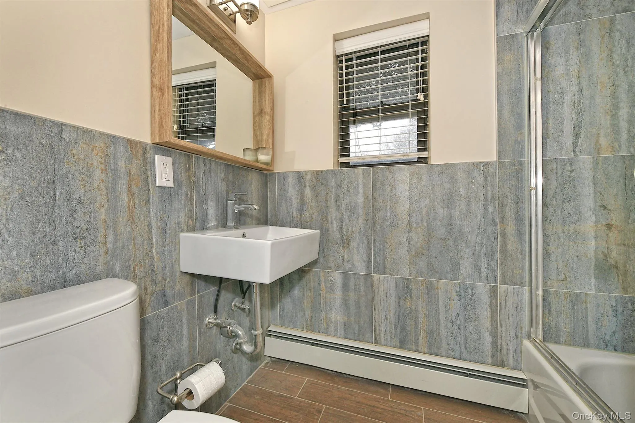 80 Lincoln Avenue, Hempstead, NY, 3 Rooms Rooms,1 BathroomBathrooms,Residential Lease,For Rent,Lincoln,0,960405 80 Lincoln Avenue, Hempstead, NY, 3 Rooms Rooms,1 BathroomBathrooms,Residential Lease,For Rent,Lincoln,0,960405