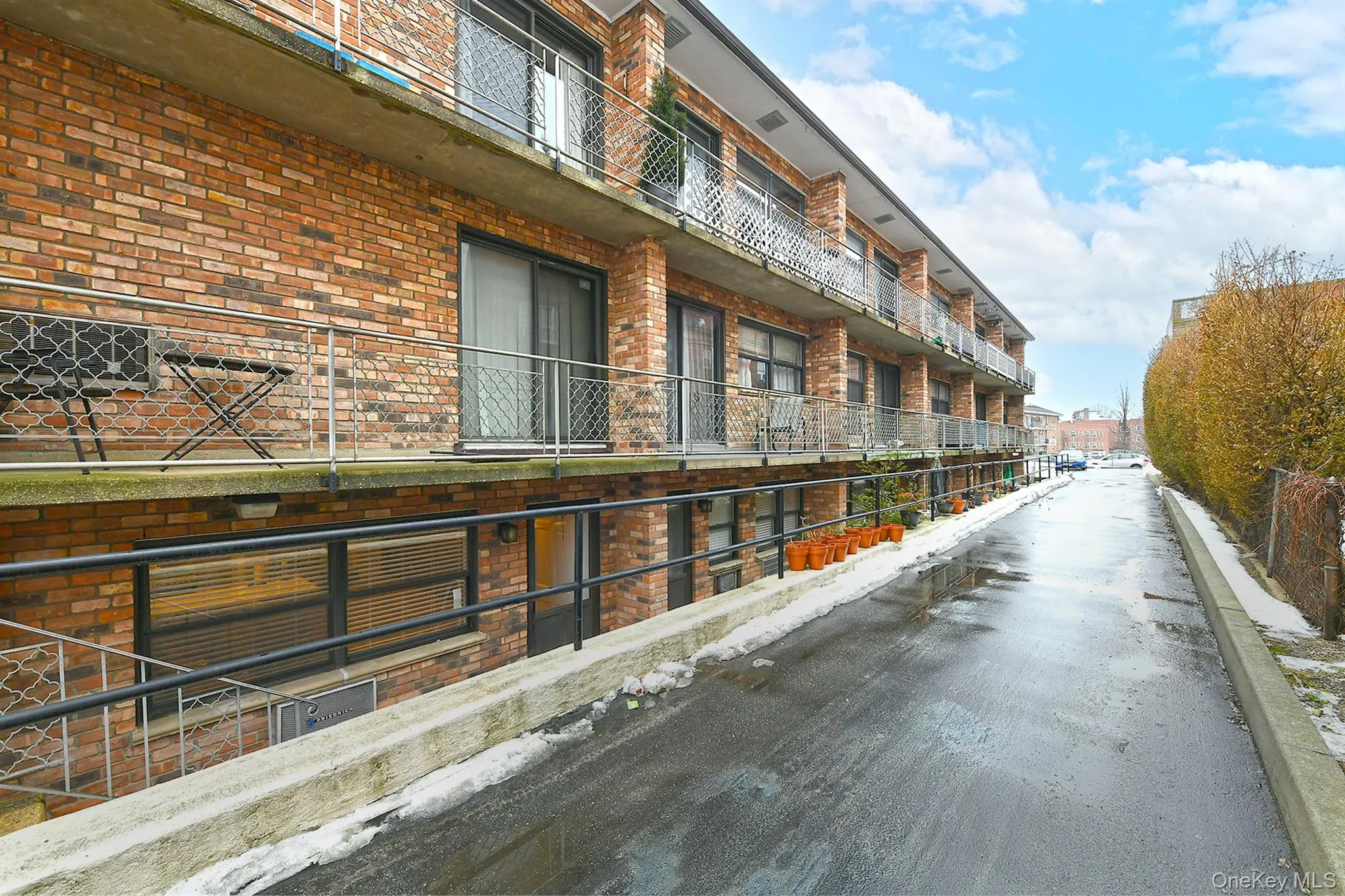 80 Lincoln Avenue, Hempstead, NY, 3 Rooms Rooms,1 BathroomBathrooms,Residential Lease,For Rent,Lincoln,0,960405 80 Lincoln Avenue, Hempstead, NY, 3 Rooms Rooms,1 BathroomBathrooms,Residential Lease,For Rent,Lincoln,0,960405