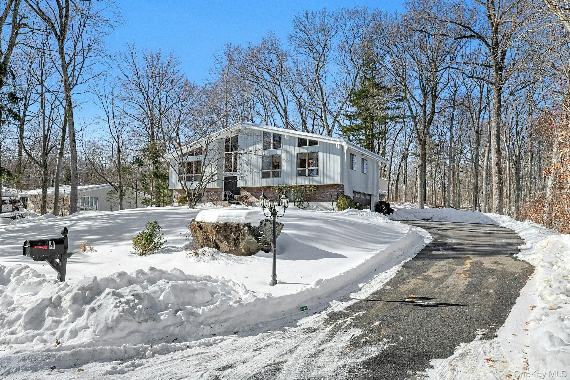 Stop by 4 Sassi Drive to see everything this wonderful rental has to offer. Stop by 4 Sassi Drive to see everything this wonderful rental has to offer.
