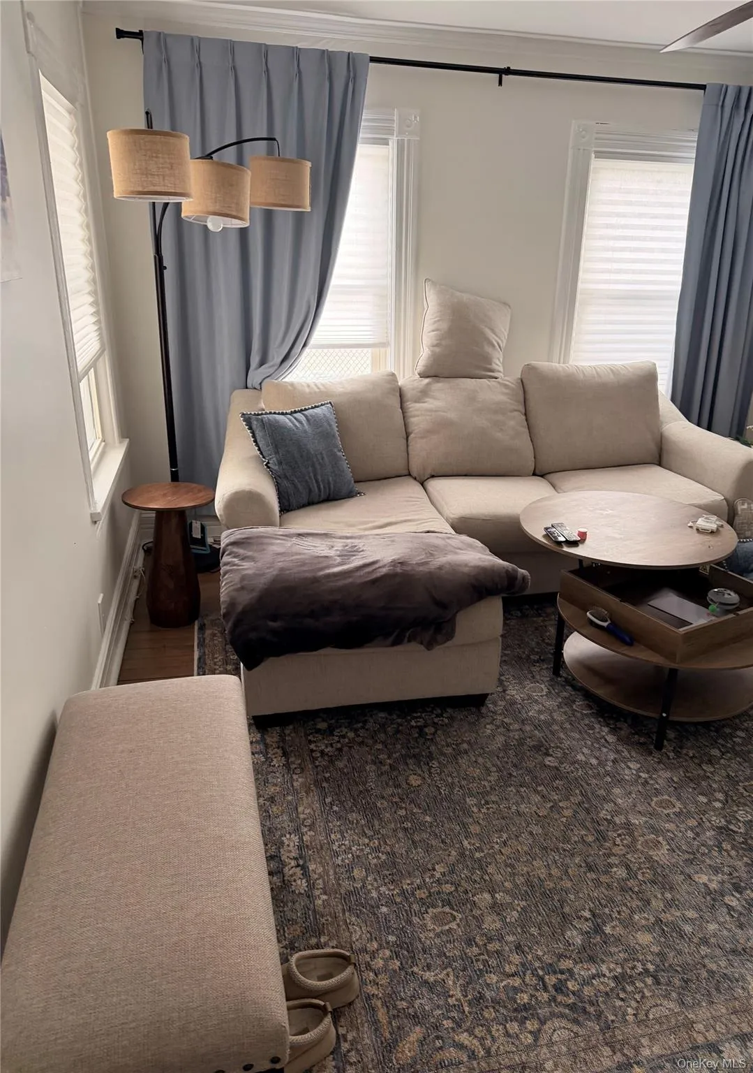 31 Ireland Place, Babylon, NY, 2 Bedrooms Bedrooms, 6 Rooms Rooms,1 BathroomBathrooms,Residential Lease,For Rent,Ireland,0,960428 31 Ireland Place, Babylon, NY, 2 Bedrooms Bedrooms, 6 Rooms Rooms,1 BathroomBathrooms,Residential Lease,For Rent,Ireland,0,960428