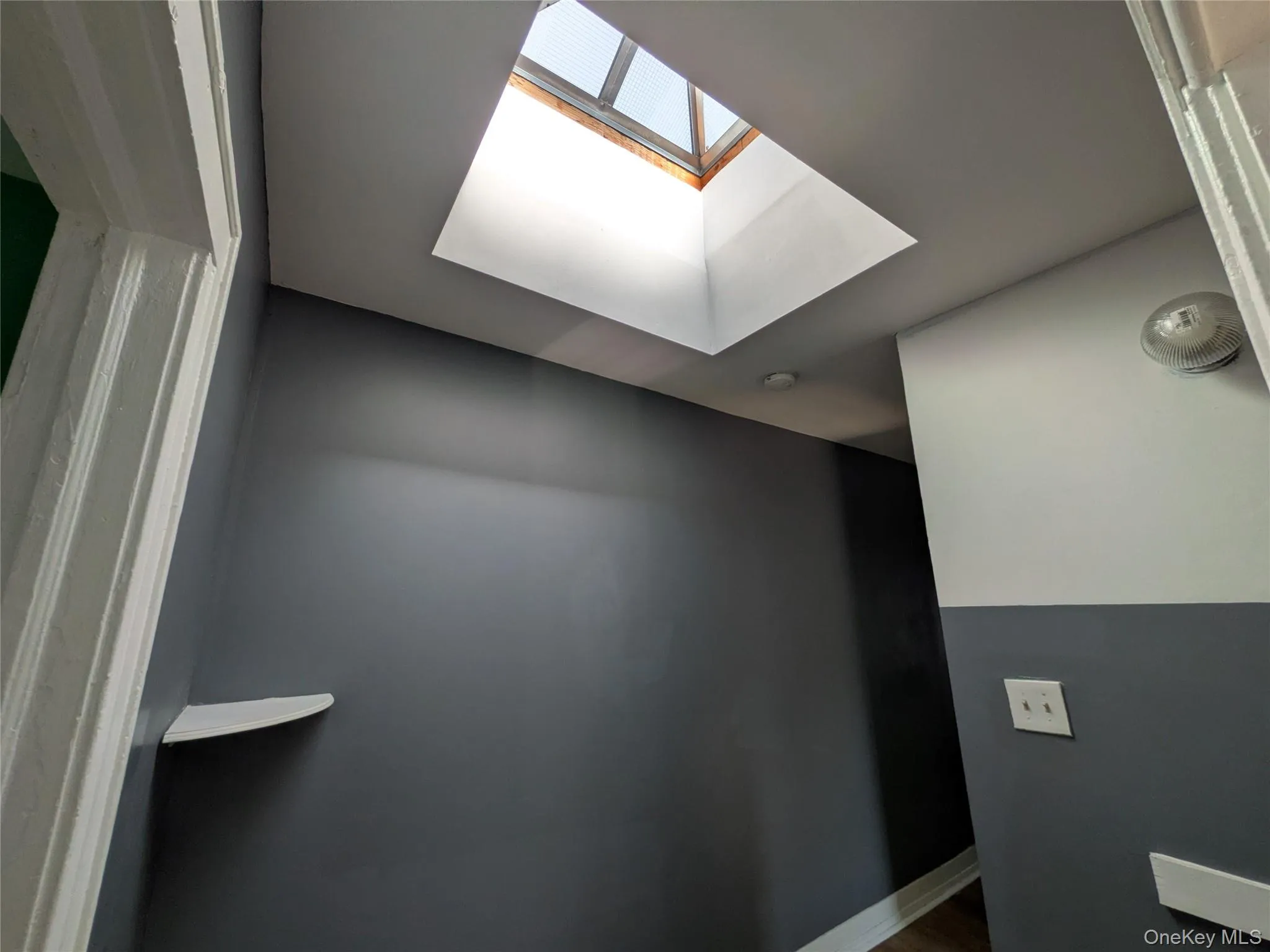 205-11 110th Avenue, New York, NY, 2 Bedrooms Bedrooms, 4 Rooms Rooms,1 BathroomBathrooms,Residential Lease,For Rent,110th,0,960434 205-11 110th Avenue, New York, NY, 2 Bedrooms Bedrooms, 4 Rooms Rooms,1 BathroomBathrooms,Residential Lease,For Rent,110th,0,960434