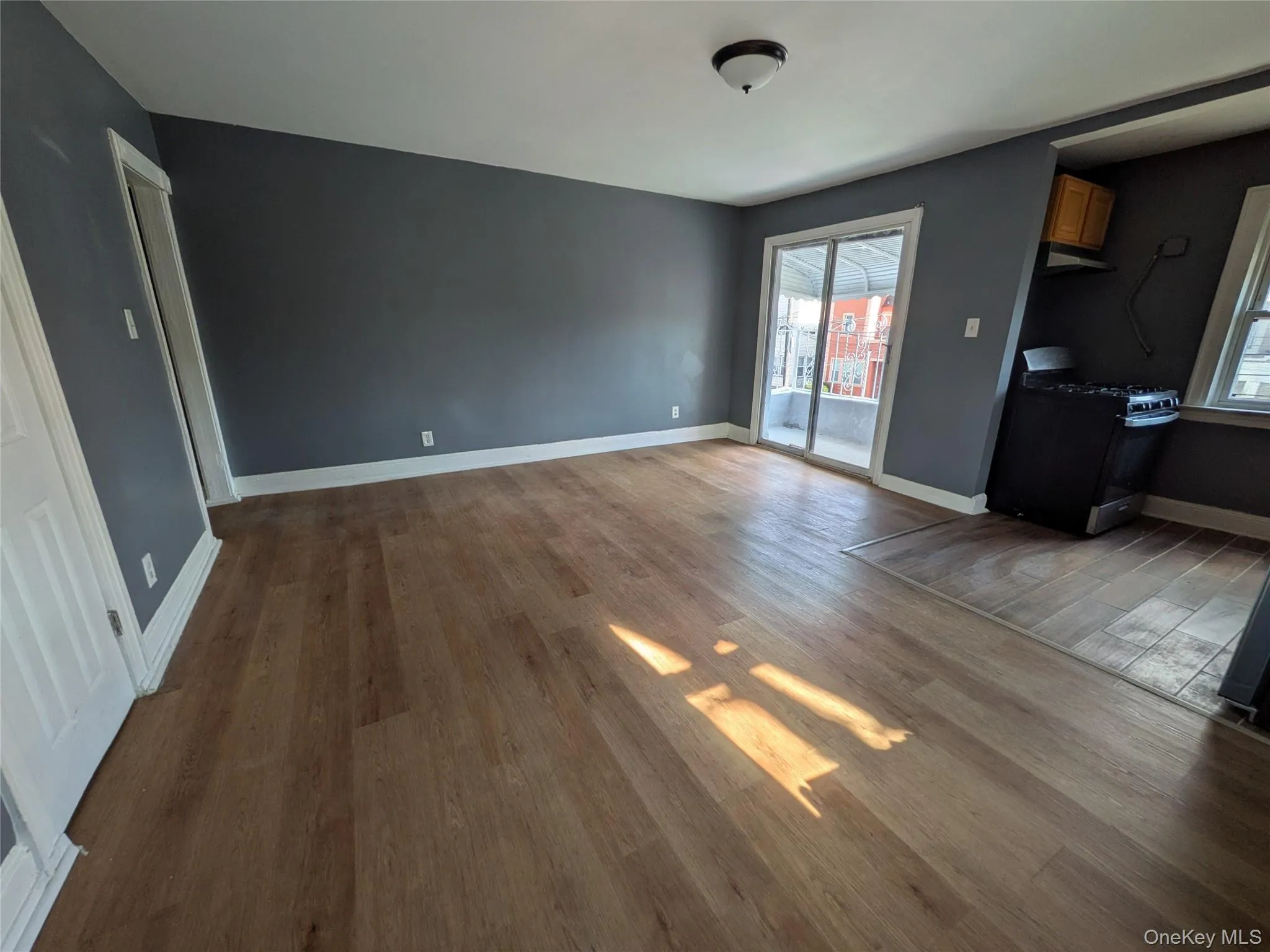 205-11 110th Avenue, New York, NY, 2 Bedrooms Bedrooms, 4 Rooms Rooms,1 BathroomBathrooms,Residential Lease,For Rent,110th,0,960434 205-11 110th Avenue, New York, NY, 2 Bedrooms Bedrooms, 4 Rooms Rooms,1 BathroomBathrooms,Residential Lease,For Rent,110th,0,960434