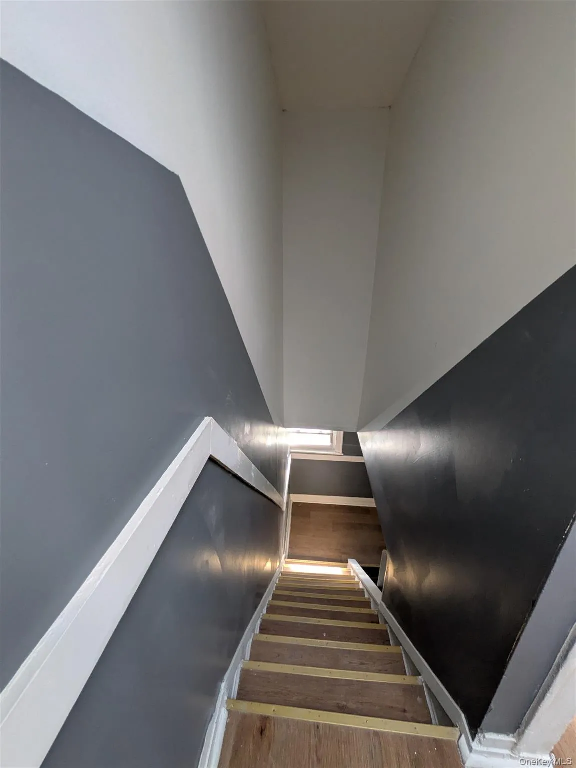 205-11 110th Avenue, New York, NY, 2 Bedrooms Bedrooms, 4 Rooms Rooms,1 BathroomBathrooms,Residential Lease,For Rent,110th,0,960434 205-11 110th Avenue, New York, NY, 2 Bedrooms Bedrooms, 4 Rooms Rooms,1 BathroomBathrooms,Residential Lease,For Rent,110th,0,960434