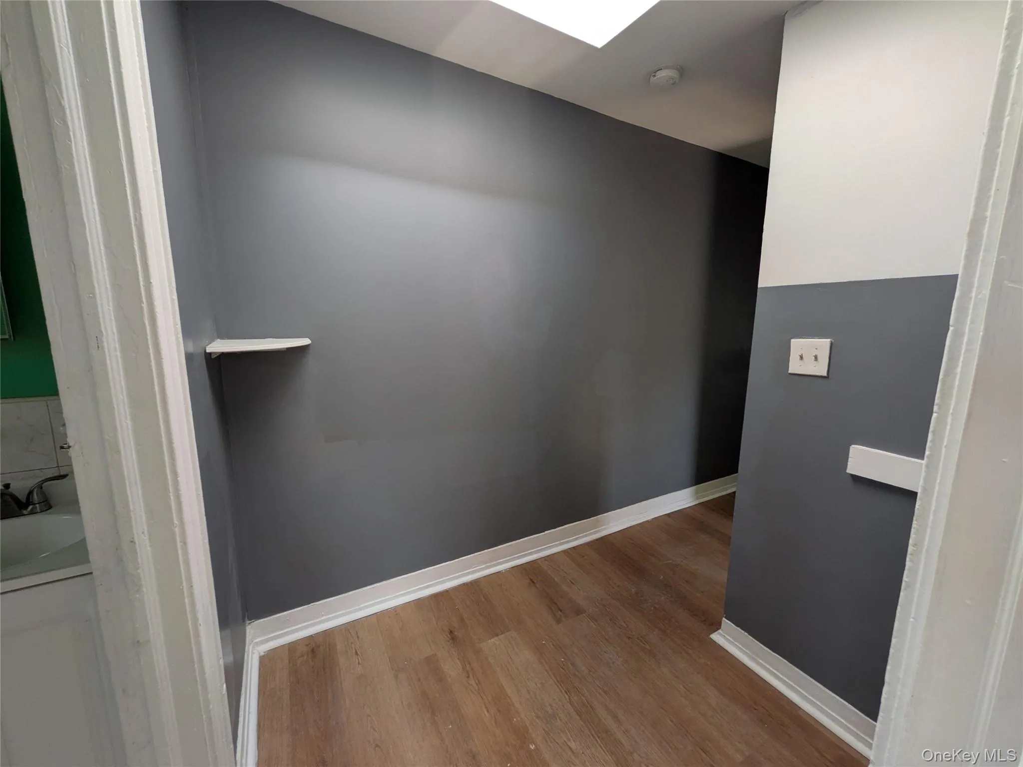 205-11 110th Avenue, New York, NY, 2 Bedrooms Bedrooms, 4 Rooms Rooms,1 BathroomBathrooms,Residential Lease,For Rent,110th,0,960434 205-11 110th Avenue, New York, NY, 2 Bedrooms Bedrooms, 4 Rooms Rooms,1 BathroomBathrooms,Residential Lease,For Rent,110th,0,960434