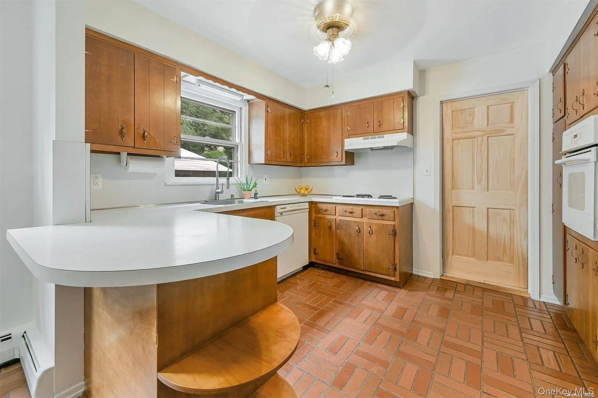 5 Bronze Court, Huntington, NY, 5 Bedrooms Bedrooms, 9 Rooms Rooms,3 BathroomsBathrooms,Residential Lease,For Rent,Bronze,0,960441 5 Bronze Court, Huntington, NY, 5 Bedrooms Bedrooms, 9 Rooms Rooms,3 BathroomsBathrooms,Residential Lease,For Rent,Bronze,0,960441
