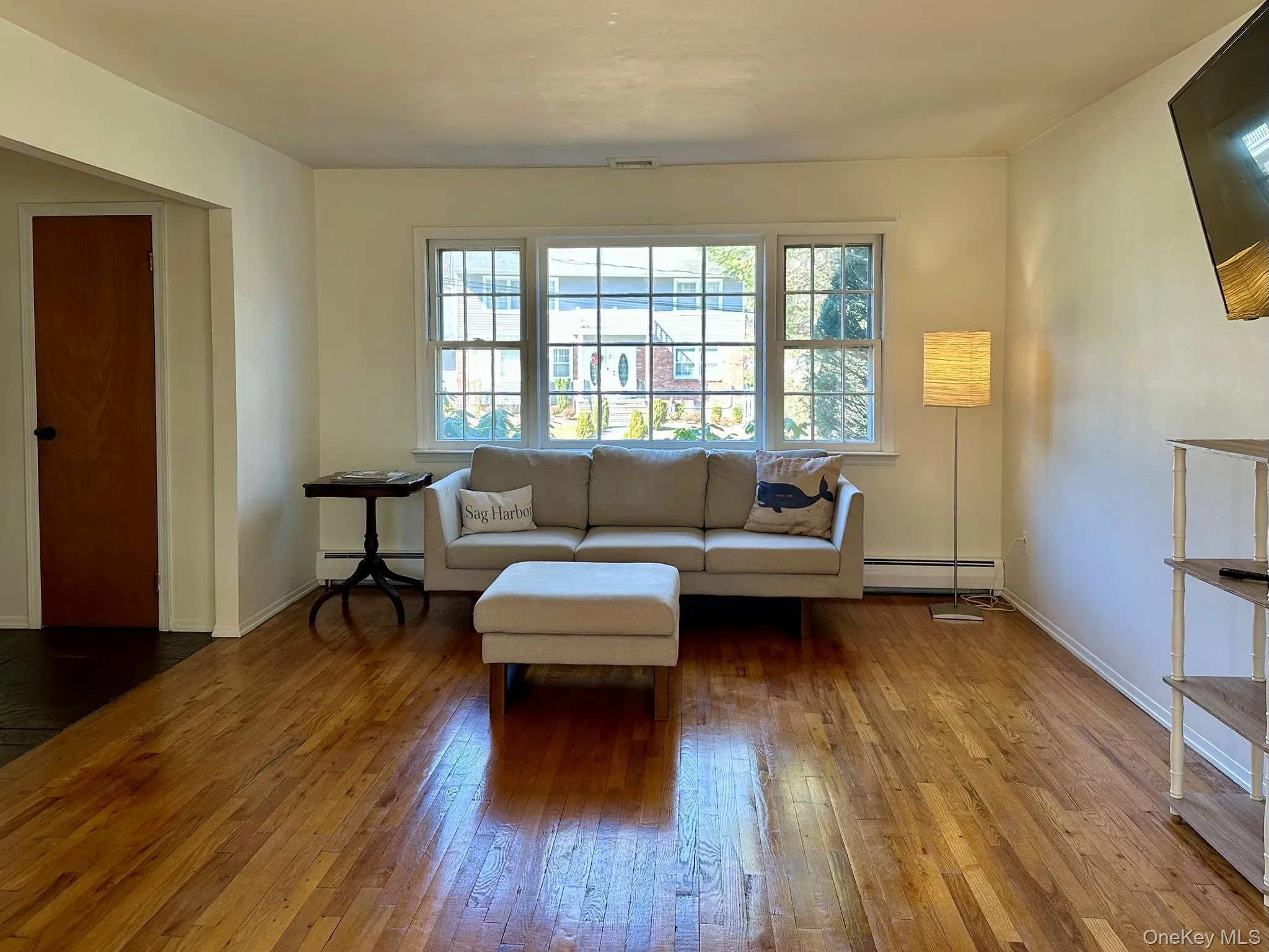 5 Bronze Court, Huntington, NY, 5 Bedrooms Bedrooms, 9 Rooms Rooms,3 BathroomsBathrooms,Residential Lease,For Rent,Bronze,0,960441 5 Bronze Court, Huntington, NY, 5 Bedrooms Bedrooms, 9 Rooms Rooms,3 BathroomsBathrooms,Residential Lease,For Rent,Bronze,0,960441