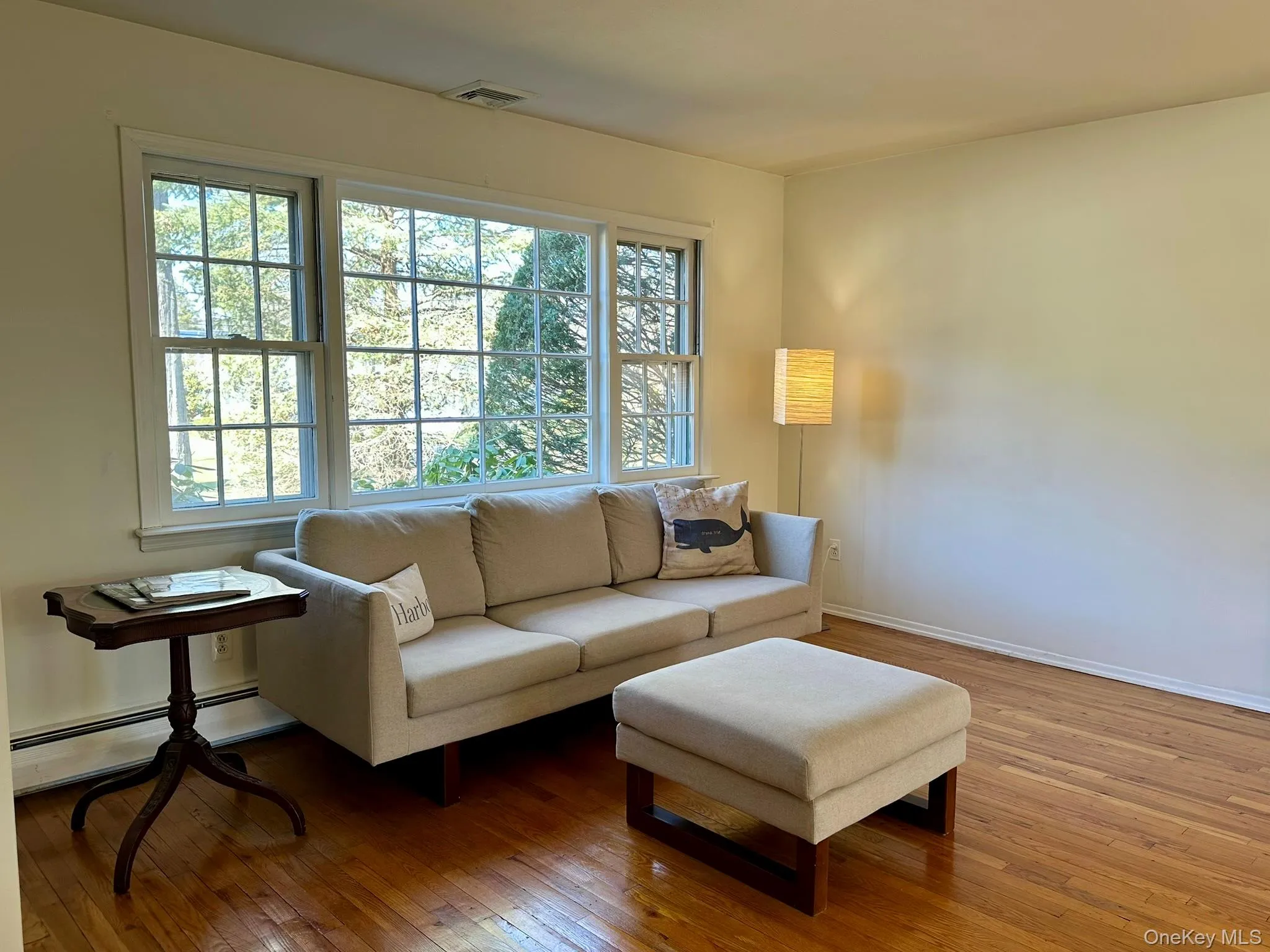 5 Bronze Court, Huntington, NY, 5 Bedrooms Bedrooms, 9 Rooms Rooms,3 BathroomsBathrooms,Residential Lease,For Rent,Bronze,0,960441 5 Bronze Court, Huntington, NY, 5 Bedrooms Bedrooms, 9 Rooms Rooms,3 BathroomsBathrooms,Residential Lease,For Rent,Bronze,0,960441