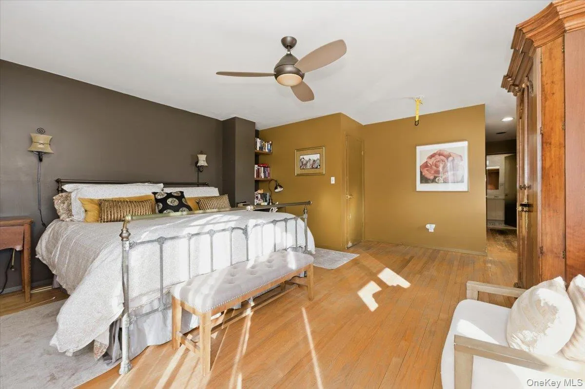 14 Vinton Street, Long Beach, NY, 3 Bedrooms Bedrooms, 6 Rooms Rooms,2 BathroomsBathrooms,Residential Lease,For Rent,Vinton Street,0,960444 14 Vinton Street, Long Beach, NY, 3 Bedrooms Bedrooms, 6 Rooms Rooms,2 BathroomsBathrooms,Residential Lease,For Rent,Vinton Street,0,960444