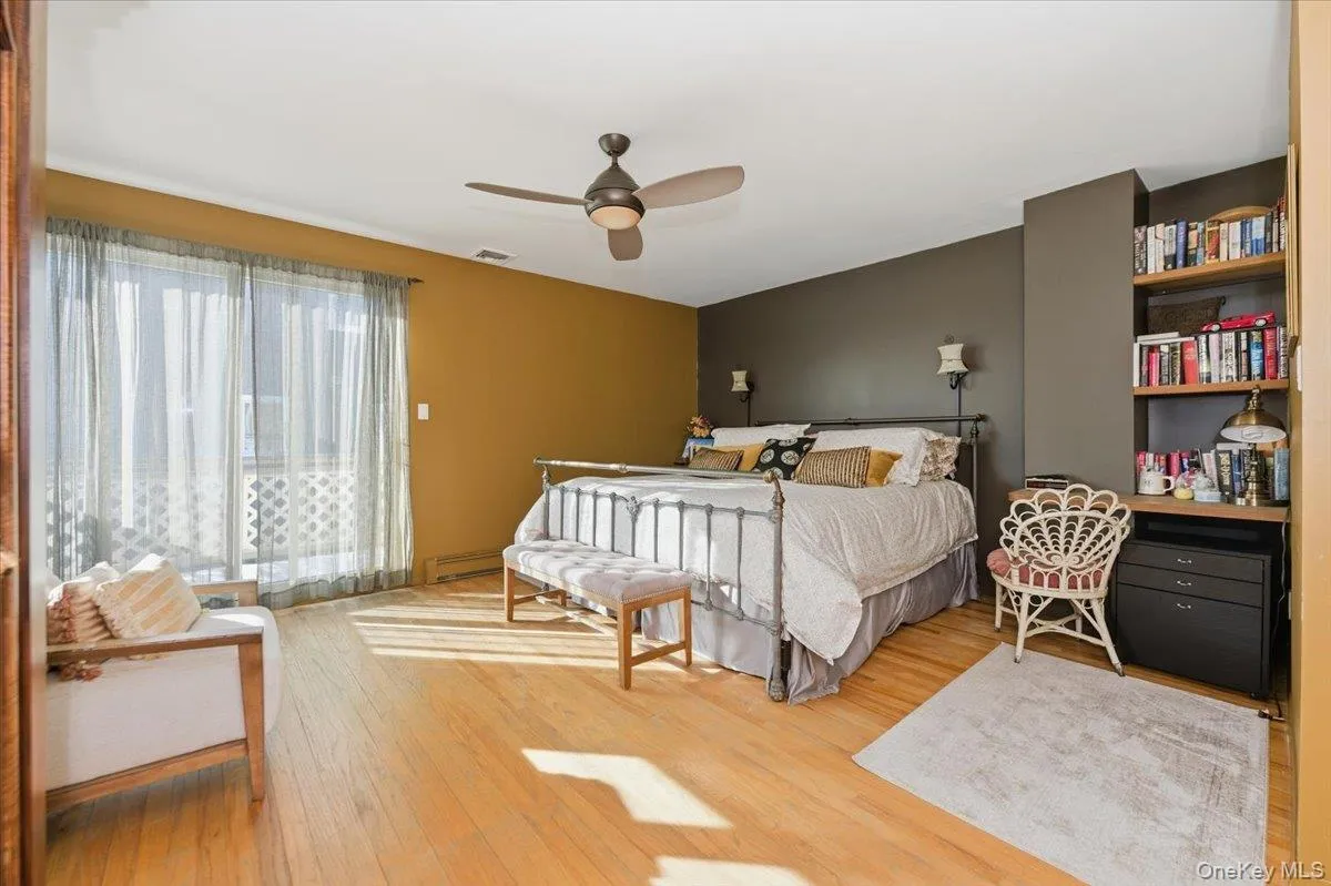 14 Vinton Street, Long Beach, NY, 3 Bedrooms Bedrooms, 6 Rooms Rooms,2 BathroomsBathrooms,Residential Lease,For Rent,Vinton Street,0,960444 14 Vinton Street, Long Beach, NY, 3 Bedrooms Bedrooms, 6 Rooms Rooms,2 BathroomsBathrooms,Residential Lease,For Rent,Vinton Street,0,960444