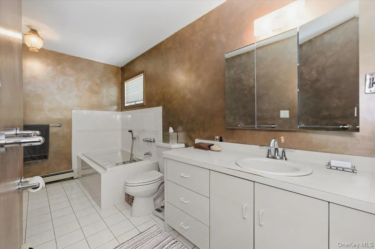 14 Vinton Street, Long Beach, NY, 3 Bedrooms Bedrooms, 6 Rooms Rooms,2 BathroomsBathrooms,Residential Lease,For Rent,Vinton Street,0,960444 14 Vinton Street, Long Beach, NY, 3 Bedrooms Bedrooms, 6 Rooms Rooms,2 BathroomsBathrooms,Residential Lease,For Rent,Vinton Street,0,960444