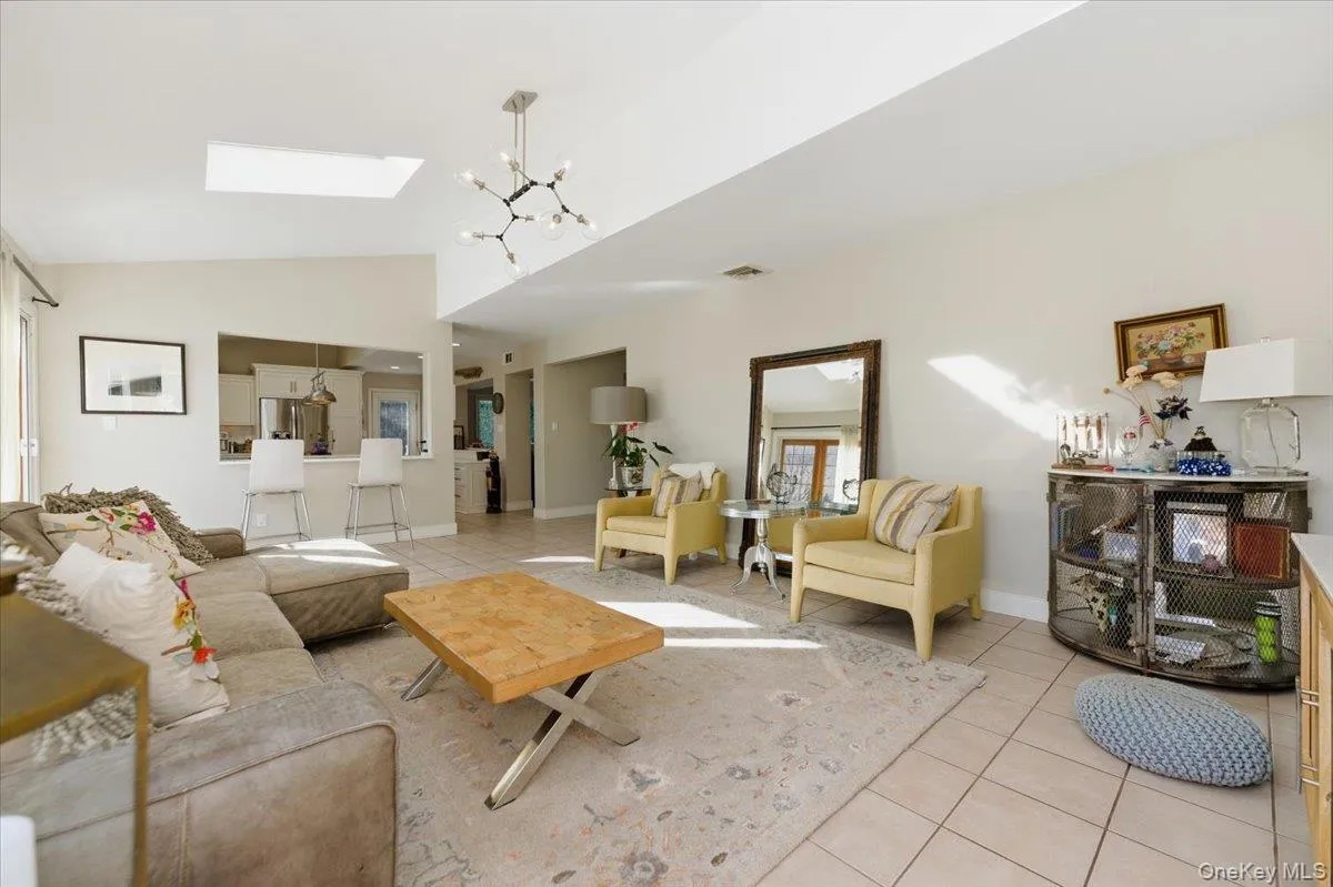 14 Vinton Street, Long Beach, NY, 3 Bedrooms Bedrooms, 6 Rooms Rooms,2 BathroomsBathrooms,Residential Lease,For Rent,Vinton Street,0,960444 14 Vinton Street, Long Beach, NY, 3 Bedrooms Bedrooms, 6 Rooms Rooms,2 BathroomsBathrooms,Residential Lease,For Rent,Vinton Street,0,960444