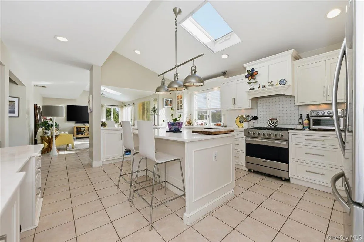 14 Vinton Street, Long Beach, NY, 3 Bedrooms Bedrooms, 6 Rooms Rooms,2 BathroomsBathrooms,Residential Lease,For Rent,Vinton Street,0,960444 14 Vinton Street, Long Beach, NY, 3 Bedrooms Bedrooms, 6 Rooms Rooms,2 BathroomsBathrooms,Residential Lease,For Rent,Vinton Street,0,960444