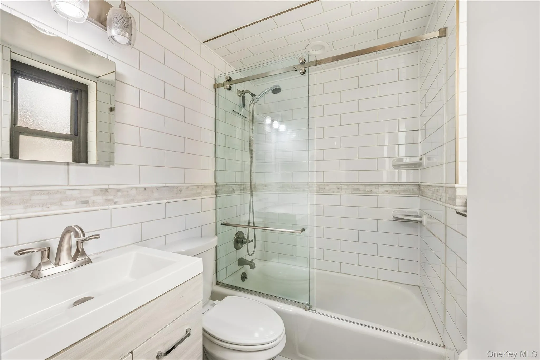 111 88th Street, New York, NY, 2 Bedrooms Bedrooms, 6 Rooms Rooms,2 BathroomsBathrooms,Residential,For Rent,88th,0,960469 111 88th Street, New York, NY, 2 Bedrooms Bedrooms, 6 Rooms Rooms,2 BathroomsBathrooms,Residential,For Rent,88th,0,960469