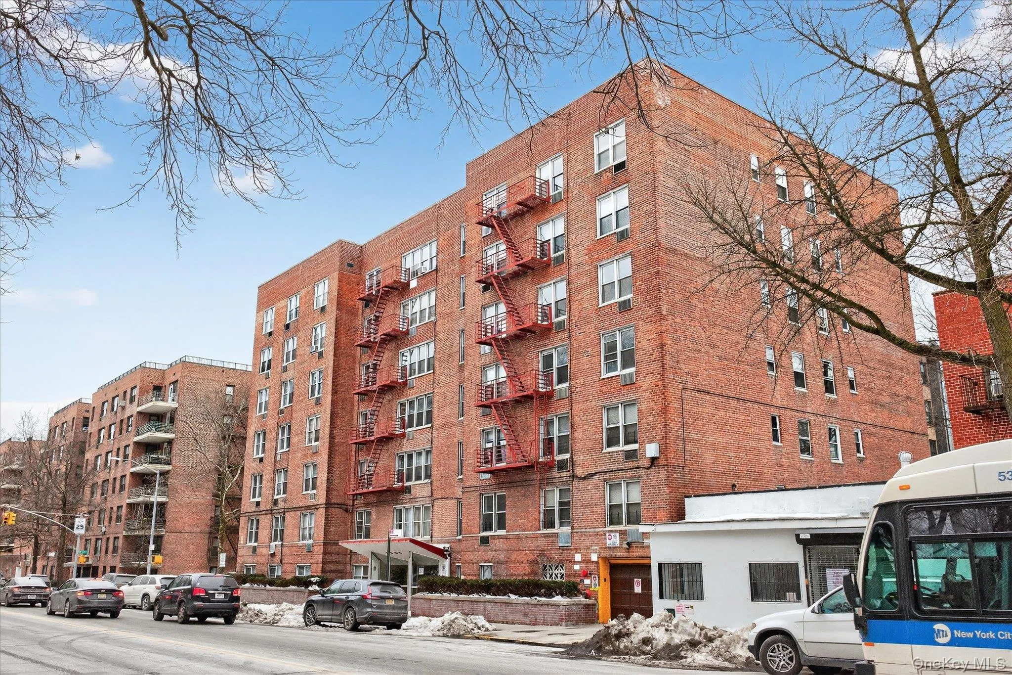 View of apartment building / complex View of apartment building / complex