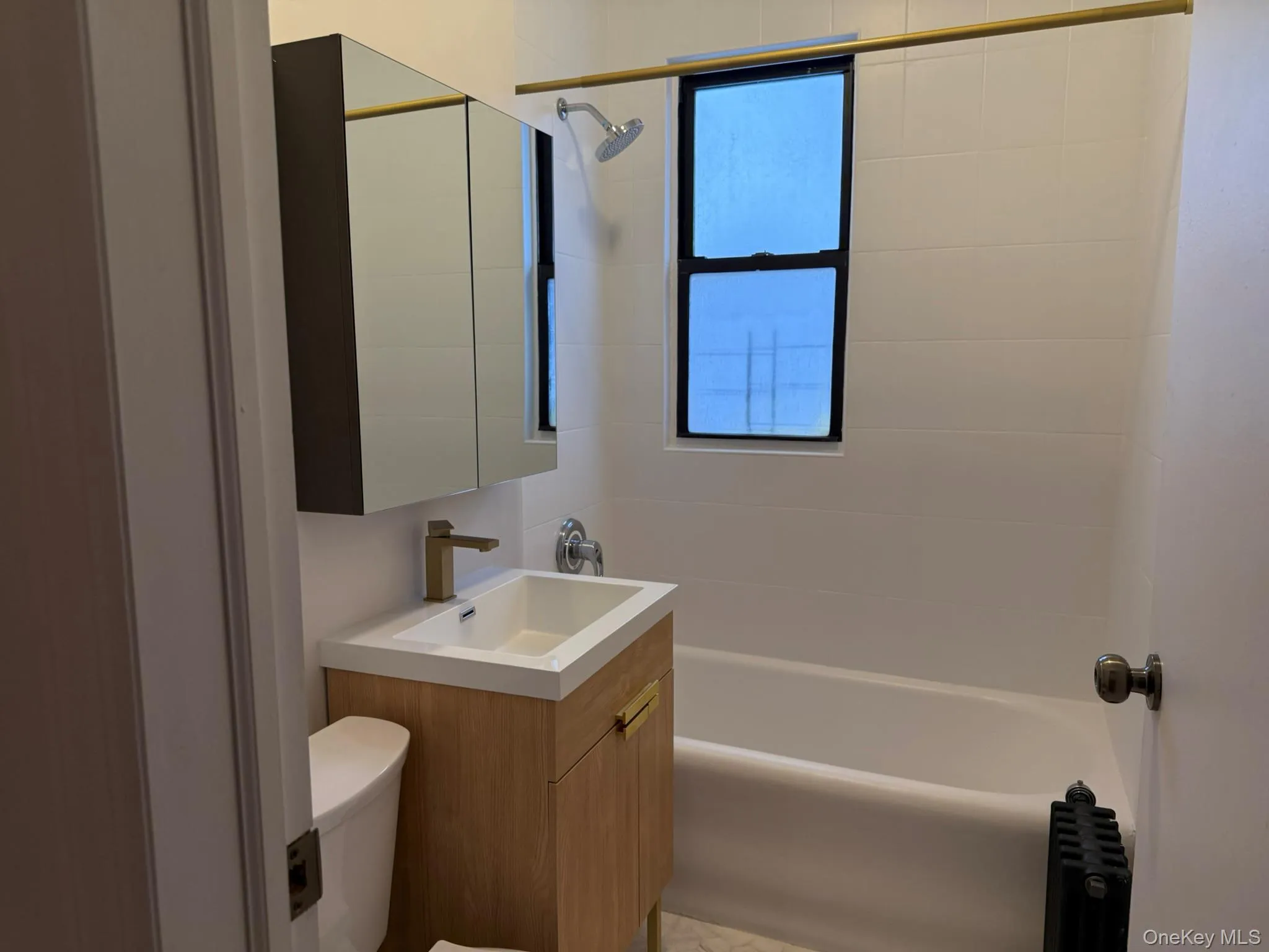 35-25 190th Street, New York, NY, 2 Bedrooms Bedrooms, 5 Rooms Rooms,2 BathroomsBathrooms,Residential Lease,For Rent,190th,0,960497 35-25 190th Street, New York, NY, 2 Bedrooms Bedrooms, 5 Rooms Rooms,2 BathroomsBathrooms,Residential Lease,For Rent,190th,0,960497