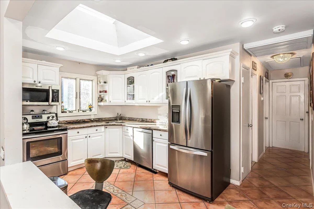 85 Unqua Road, Oyster Bay, NY, 4 Bedrooms Bedrooms, 9 Rooms Rooms,2 BathroomsBathrooms,Residential Sale,For Rent,Unqua,0,960504 85 Unqua Road, Oyster Bay, NY, 4 Bedrooms Bedrooms, 9 Rooms Rooms,2 BathroomsBathrooms,Residential Sale,For Rent,Unqua,0,960504